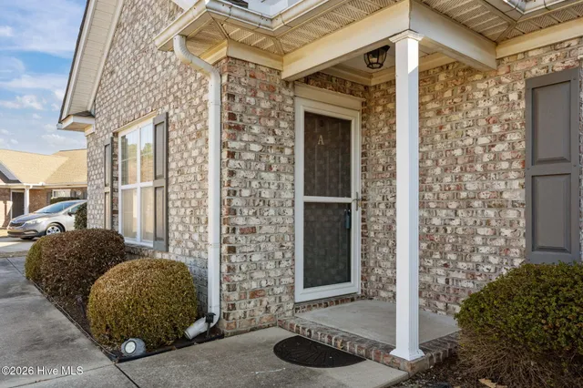 $205,000 | 2552 Saddleback Drive, Unit A, Winterville, NC 28590