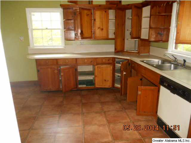 87 Depot Street Springville, AL 35146 - Photo 5 of 13