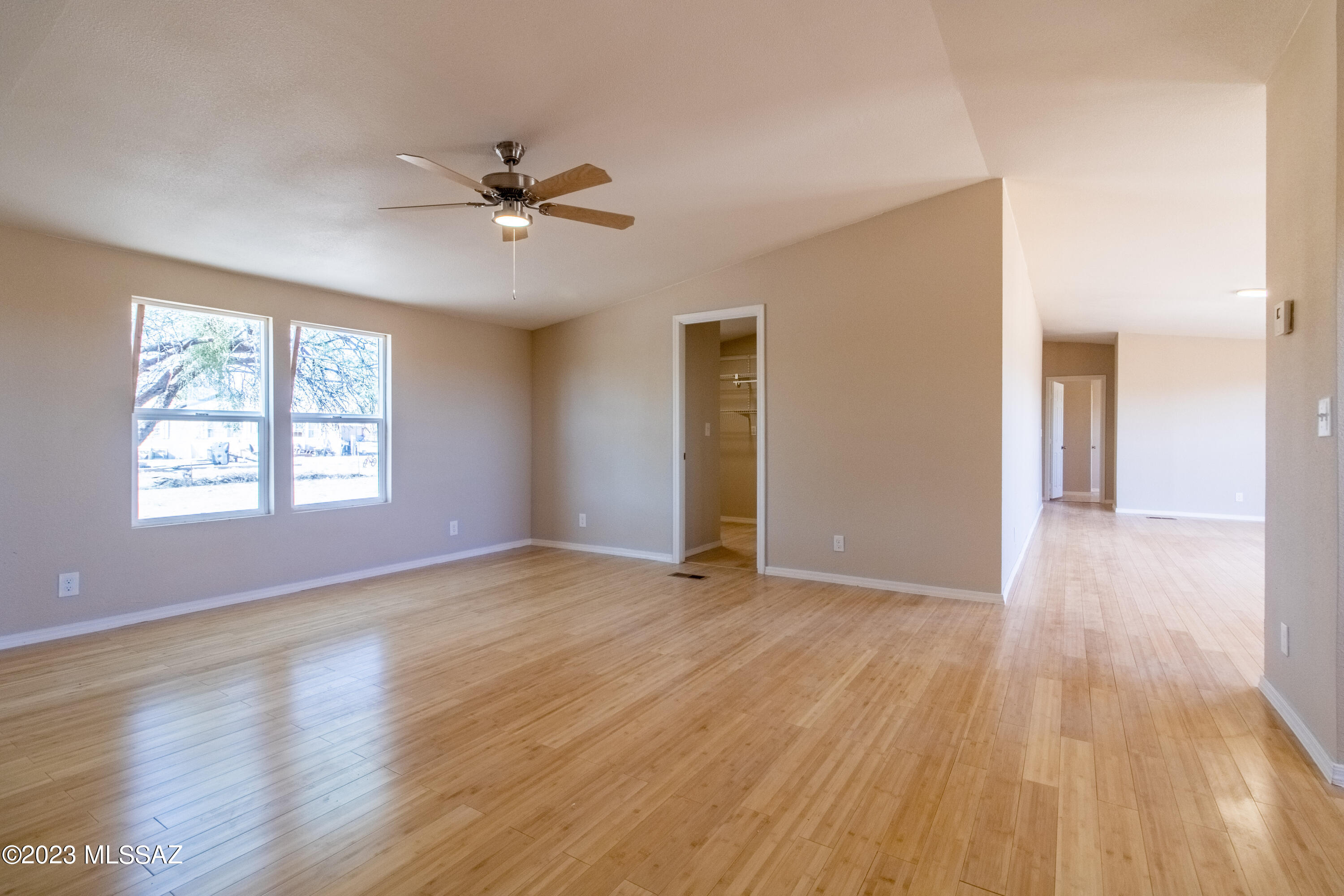 7176 West Irvington Road Tucson, AZ 85735 - Photo 7 of 29 Gallery Image 7