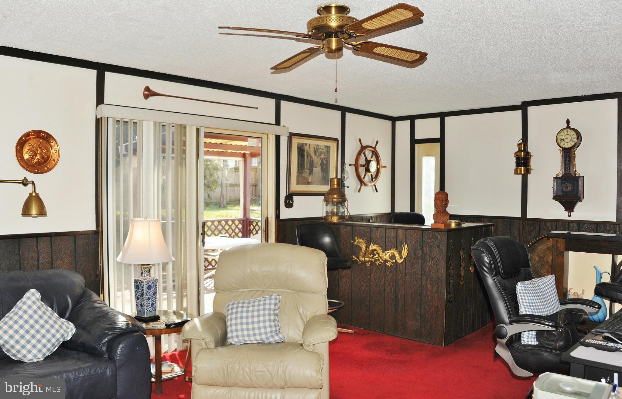 6105 Frontier Drive Springfield, VA 22150 - Photo 11 of 27 Family Room