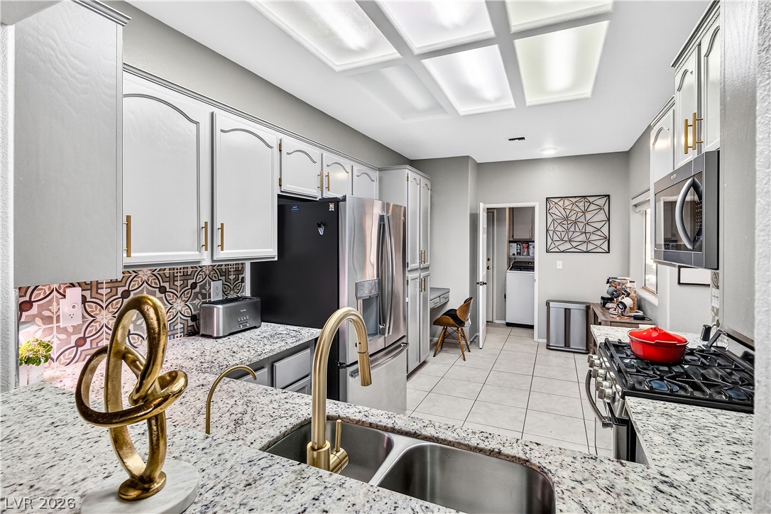 3374 Pheasant Canyon Way Laughlin, NV 89029 - Photo 24 of 92