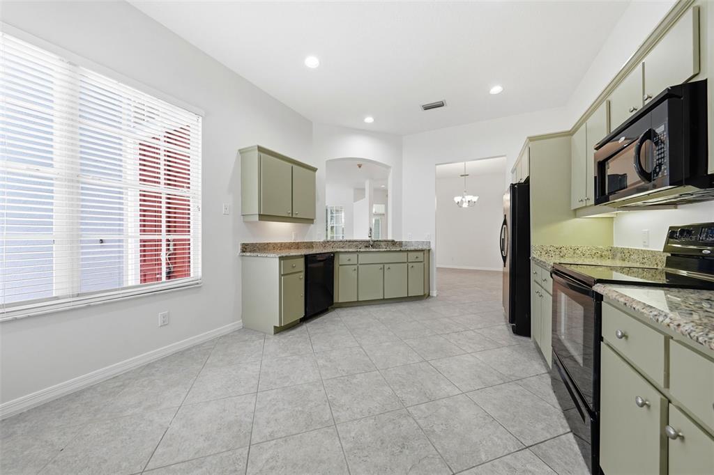 6144 Topsail Road Lady Lake, FL 32159 - Photo 11 of 46 Gallery Image 11