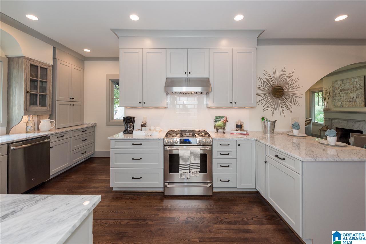 546 Broadway Street Birmingham, AL 35209 - Photo 9 of 46