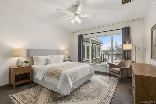 $1,680,000 | 66 Davison Lane East, West Islip, NY 11795