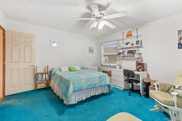 $1,680,000 | 66 Davison Lane East, West Islip, NY 11795