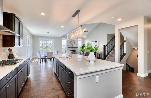 $799,900 | 850 Upland Loop, O'Fallon, MO 63368