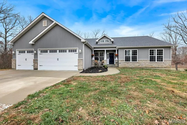 $549,900 | 280 Whitetail Lane, Warrenton, MO 63383