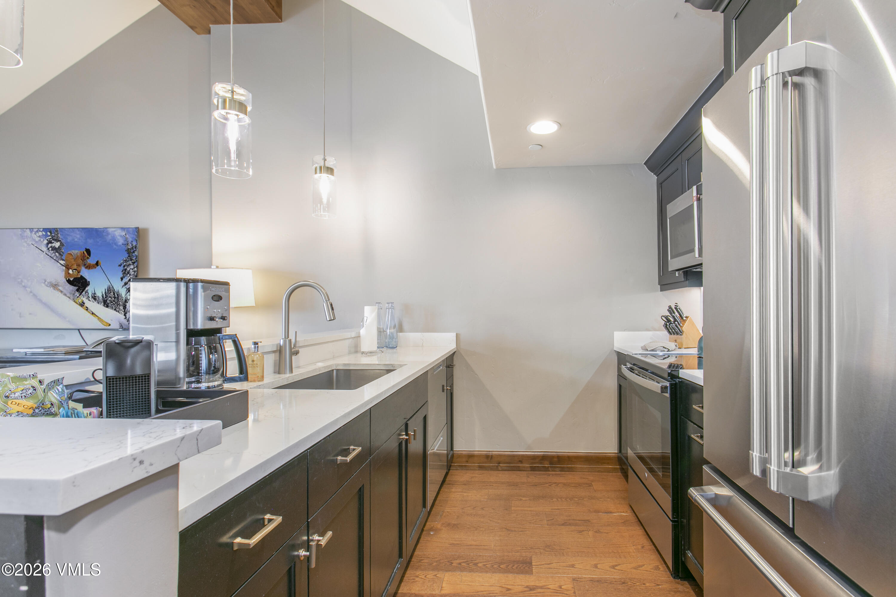 16 Vail Road, Unit 427 Vail, CO 81657 - Photo 9 of 30 Sebastian 427-002