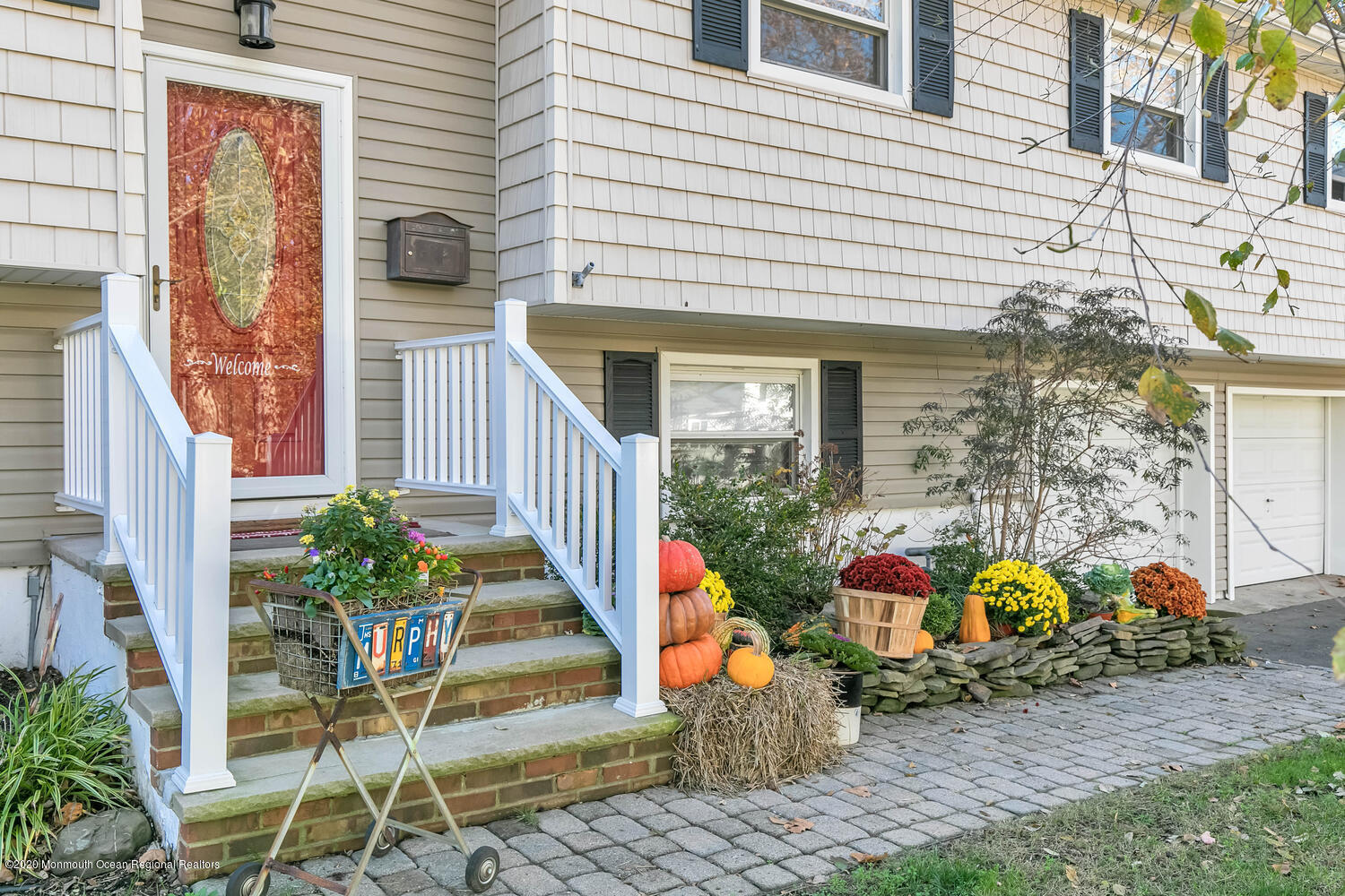 22 Thorne Place Middletown, NJ 07748 - Photo 2 of 47 Front of Home