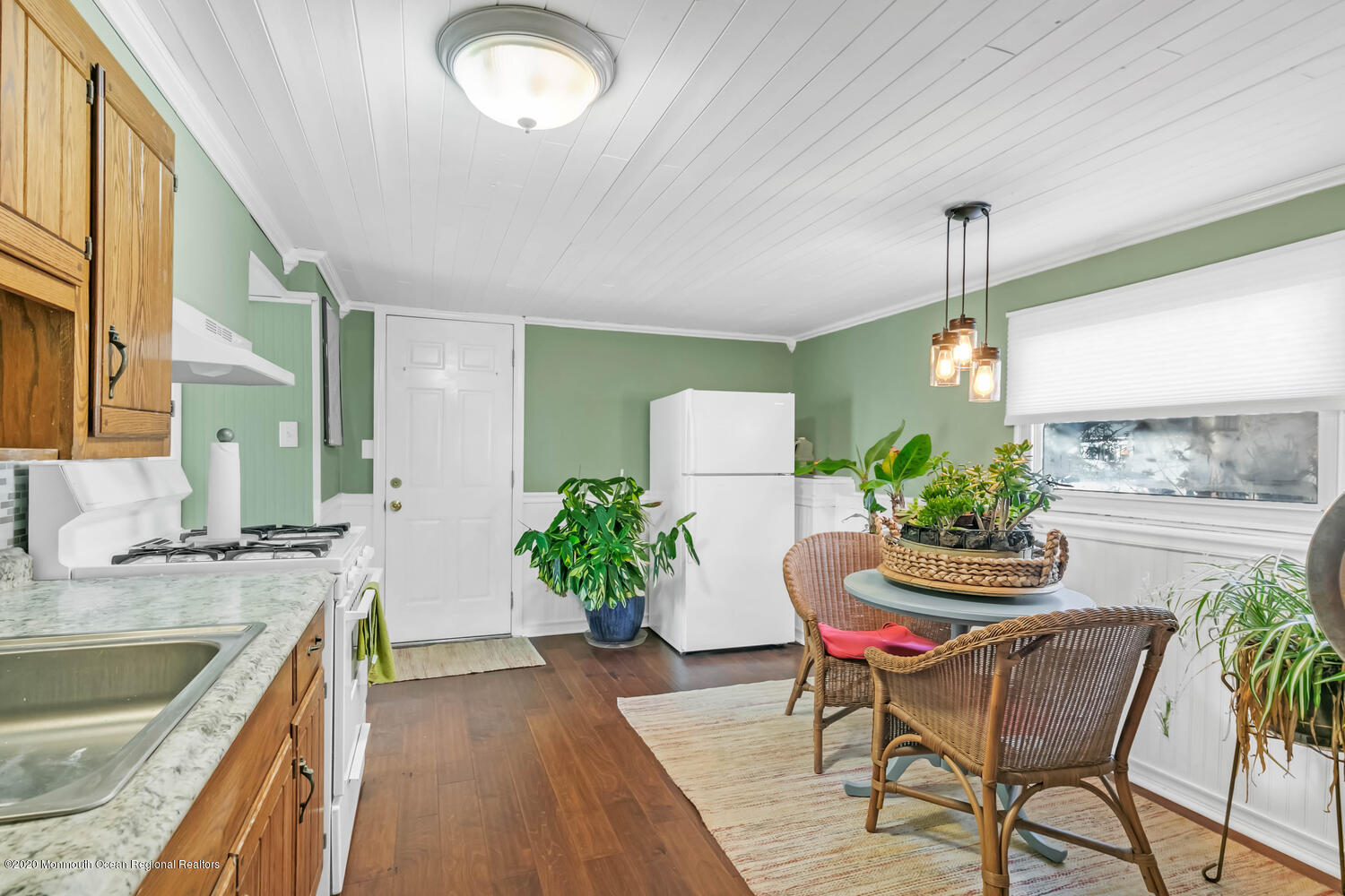 22 Thorne Place Middletown, NJ 07748 - Photo 28 of 47 Lower Level Kitchen