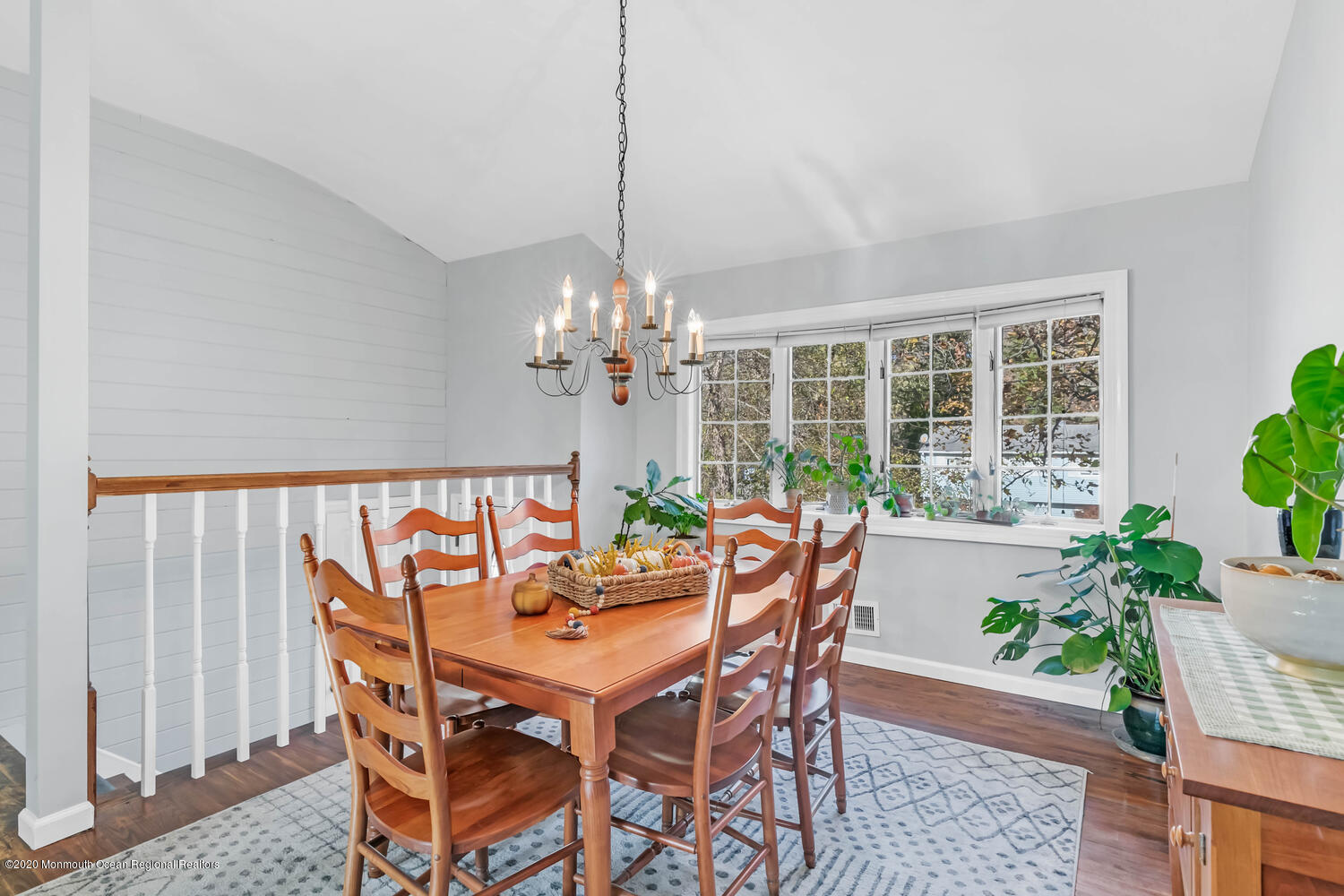 22 Thorne Place Middletown, NJ 07748 - Photo 4 of 47 Dining Area
