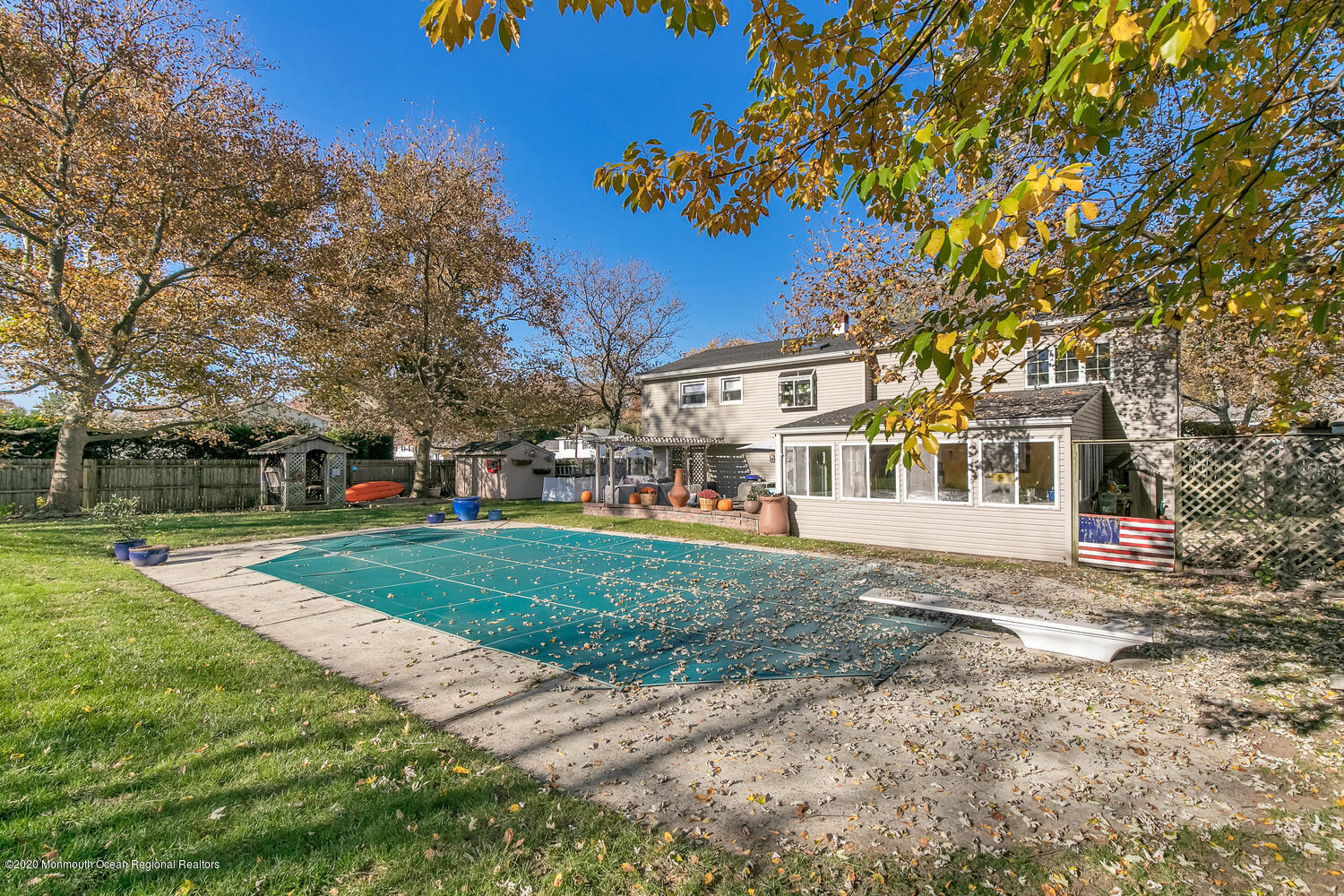 22 Thorne Place Middletown, NJ 07748 - Photo 39 of 47 Back of House