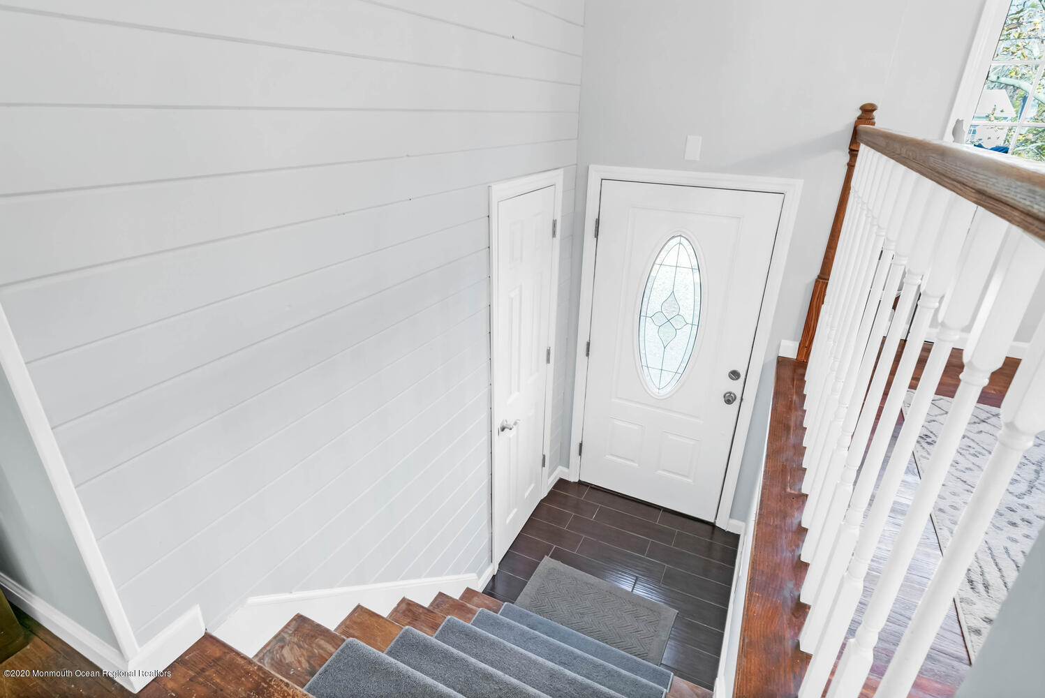 22 Thorne Place Middletown, NJ 07748 - Photo 10 of 47 Entry