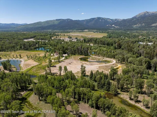 $7,850,000 | 4260 River Springs Drive, Wilson, WY 83014