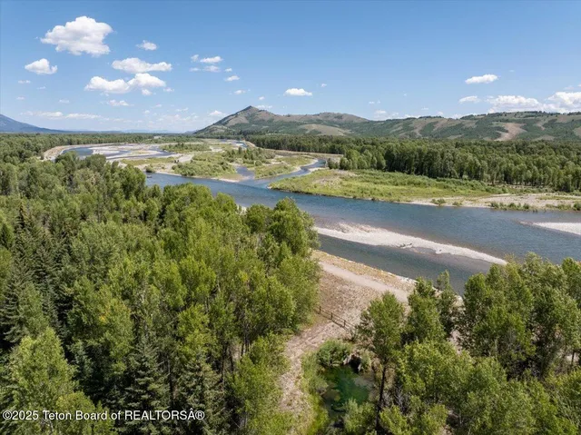 $7,850,000 | 4260 River Springs Drive, Wilson, WY 83014