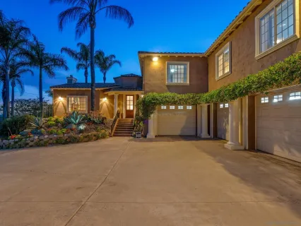 $1,900,000 | 2624 Puebla Street, Escondido, CA 92025
