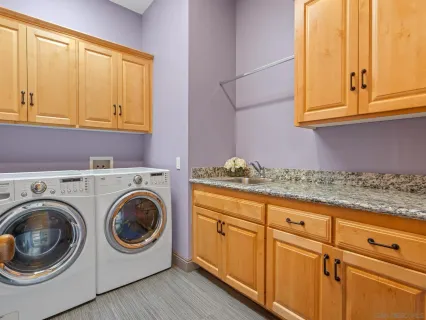 $1,900,000 | 2624 Puebla Street, Escondido, CA 92025