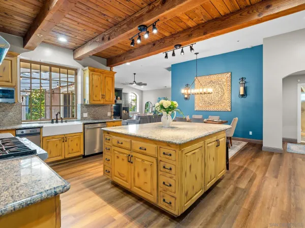 $1,900,000 | 2624 Puebla Street, Escondido, CA 92025