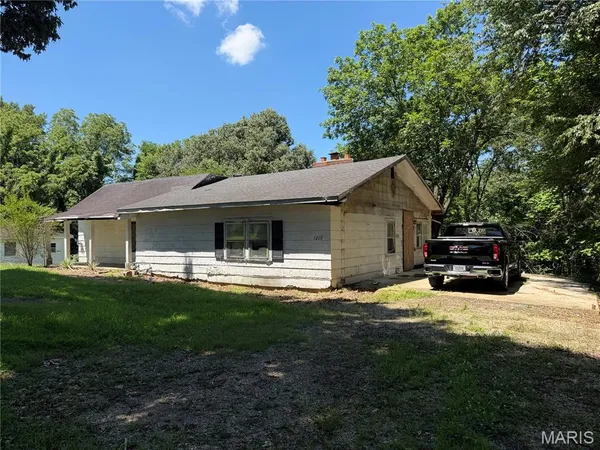 $14,500 | 1210 South 14th Street, Poplar Bluff, MO 63901