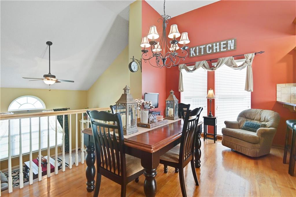 13254 Reeder Street Overland Park, KS 66213 - Photo 12 of 43