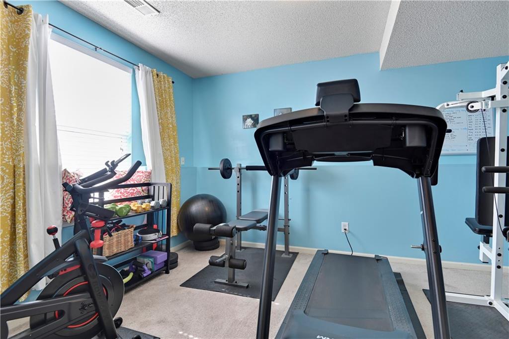 13254 Reeder Street Overland Park, KS 66213 - Photo 31 of 43