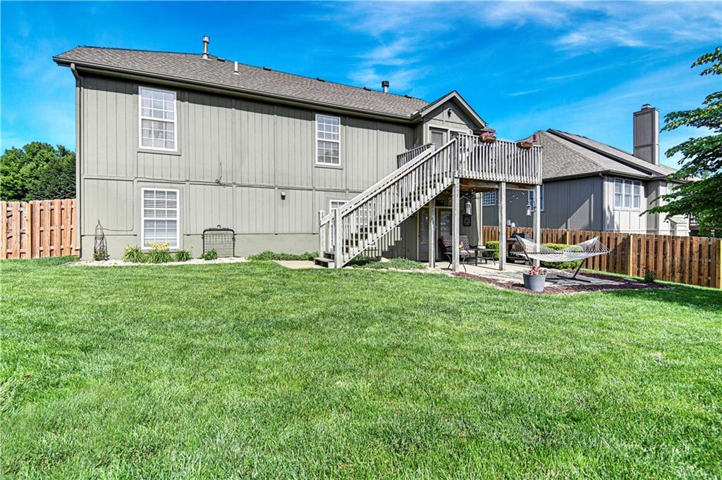 13254 Reeder Street Overland Park, KS 66213 - Photo 36 of 43