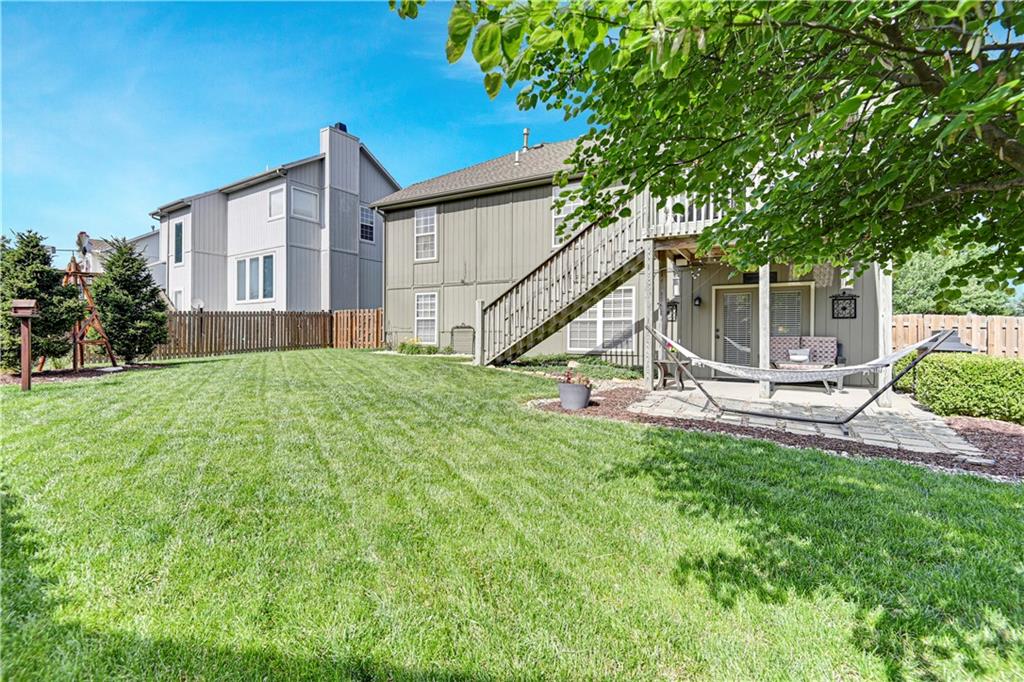 13254 Reeder Street Overland Park, KS 66213 - Photo 37 of 43