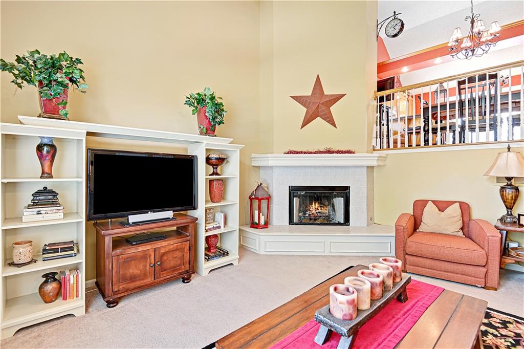 13254 Reeder Street Overland Park, KS 66213 - Photo 7 of 43