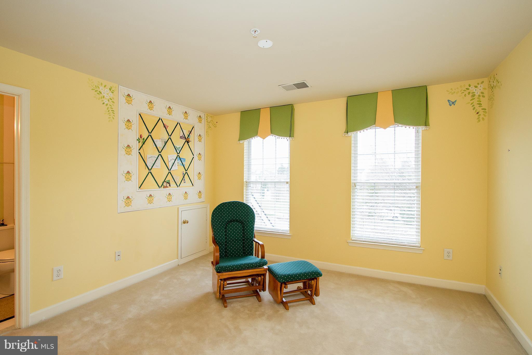 13905 Bromfield Road Germantown, MD 20874 - Photo 22 of 30 Bedroom