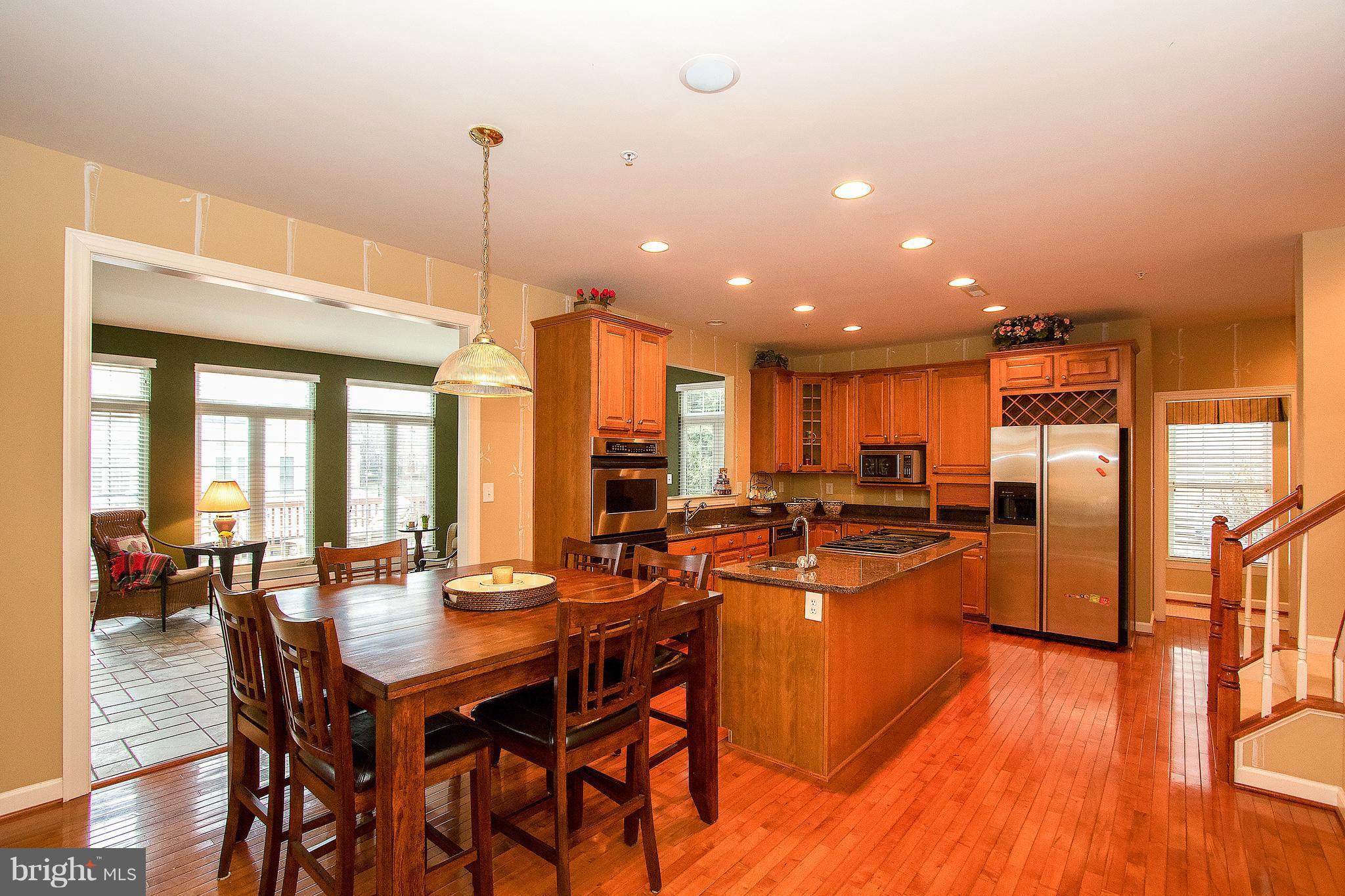 13905 Bromfield Road Germantown, MD 20874 - Photo 9 of 30 Kitchen