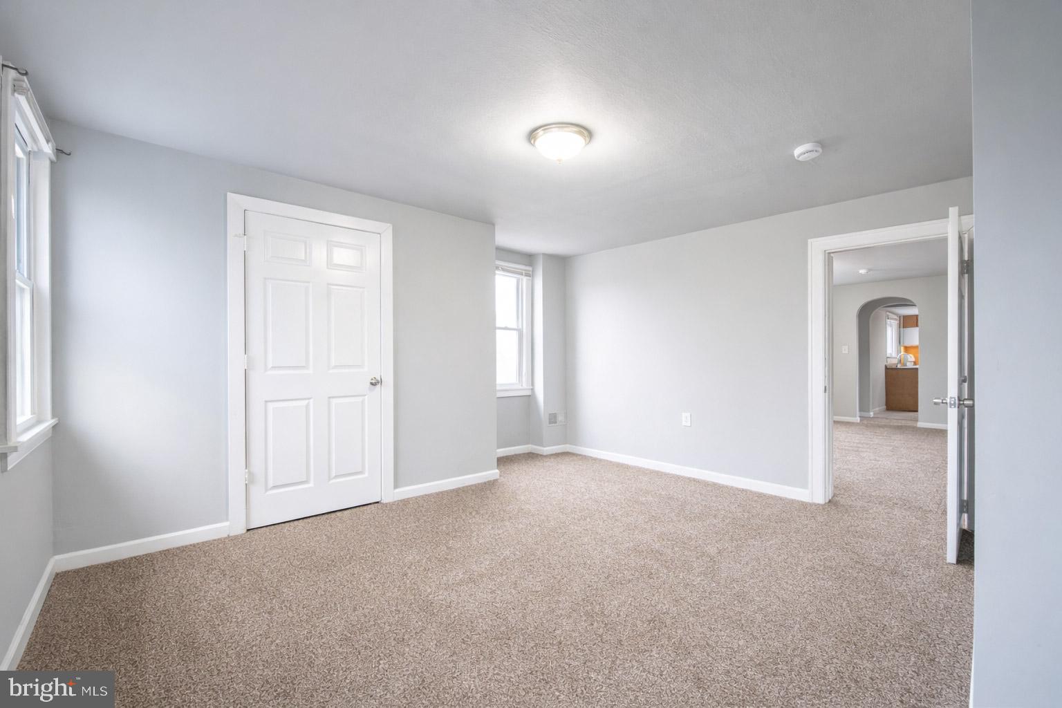 211 Front Street, Unit 2 Fieldsboro, NJ 08505 - Photo 6 of 9