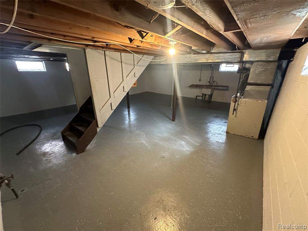 535 Sherbourne Street Inkster, MI 48141 - Photo 10 of 13
