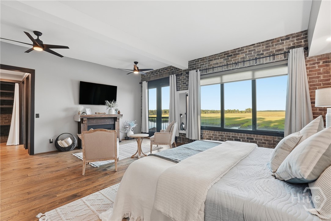 715 East 1st Street Midway, GA 31320 - Photo 17 of 42 Primary Suite