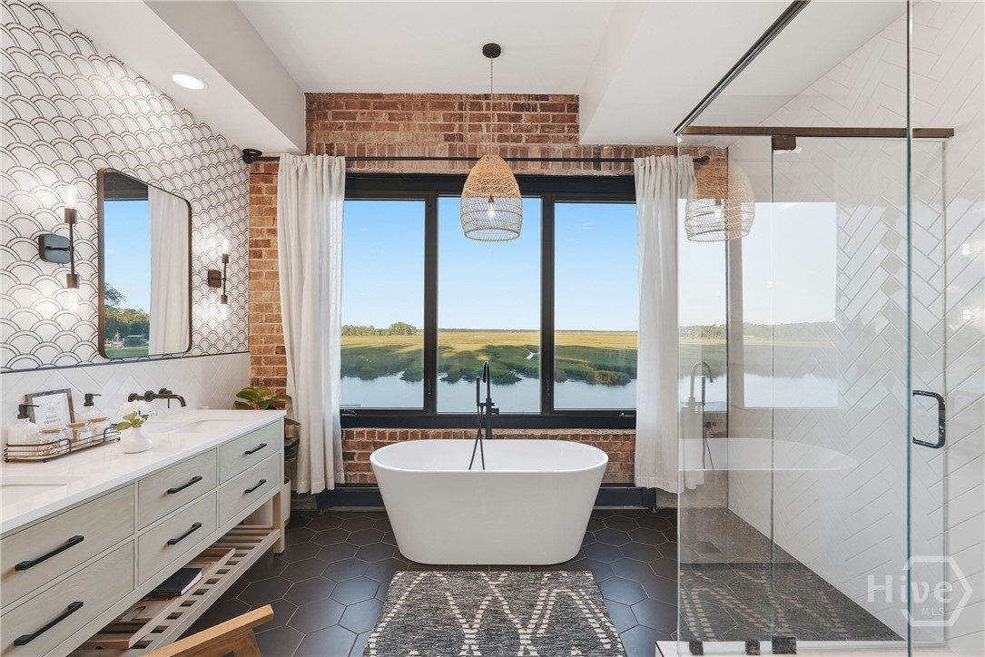 715 East 1st Street Midway, GA 31320 - Photo 18 of 42 Primary Bath