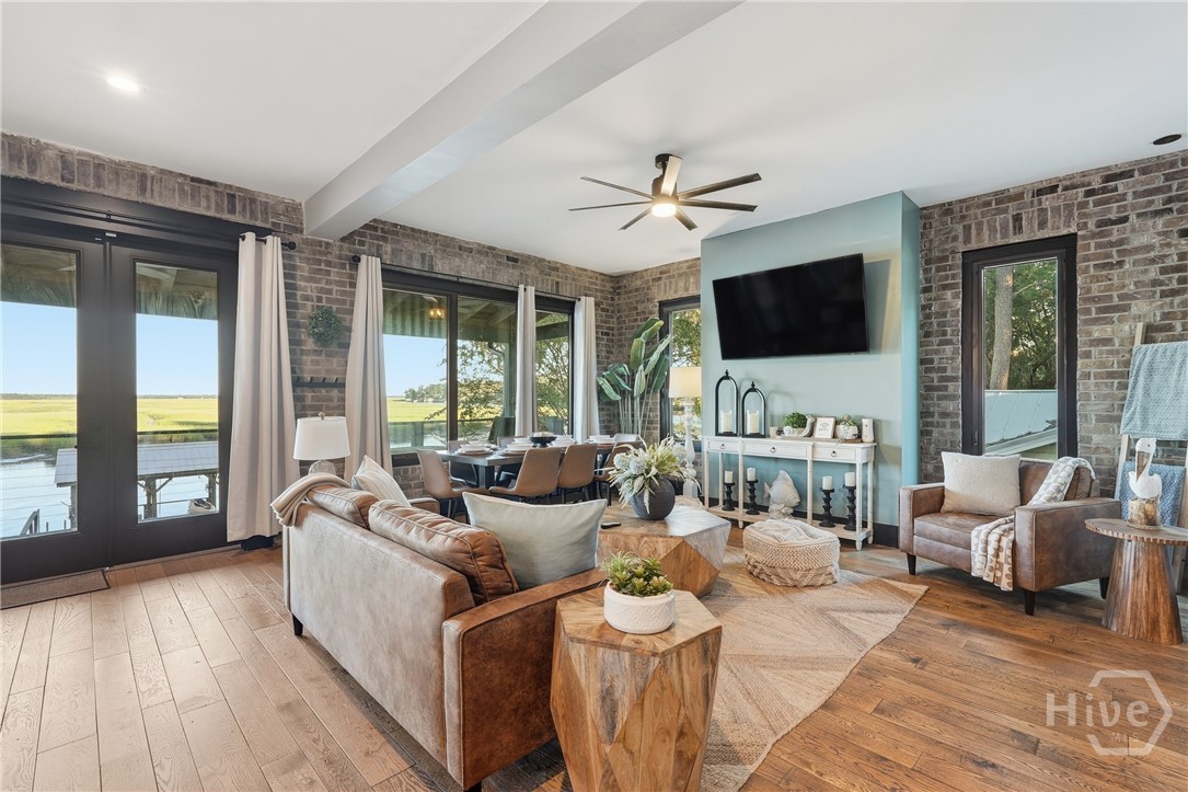 715 East 1st Street Midway, GA 31320 - Photo 8 of 42