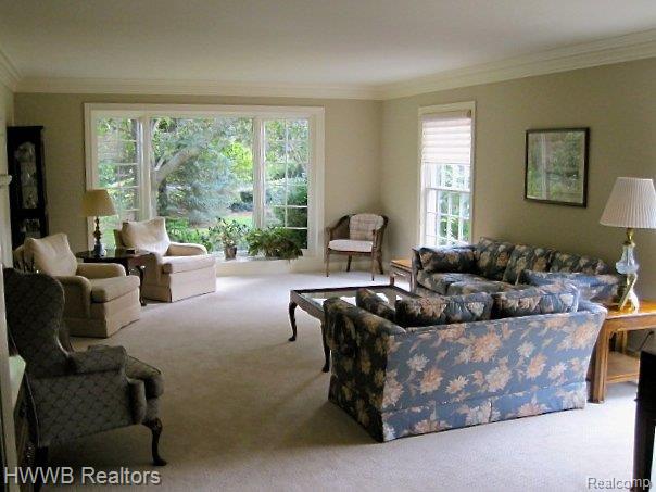 Living Room.JPG