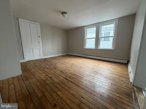 $1,450 | 190 7th Street, Unit 1, Salem, NJ 08079