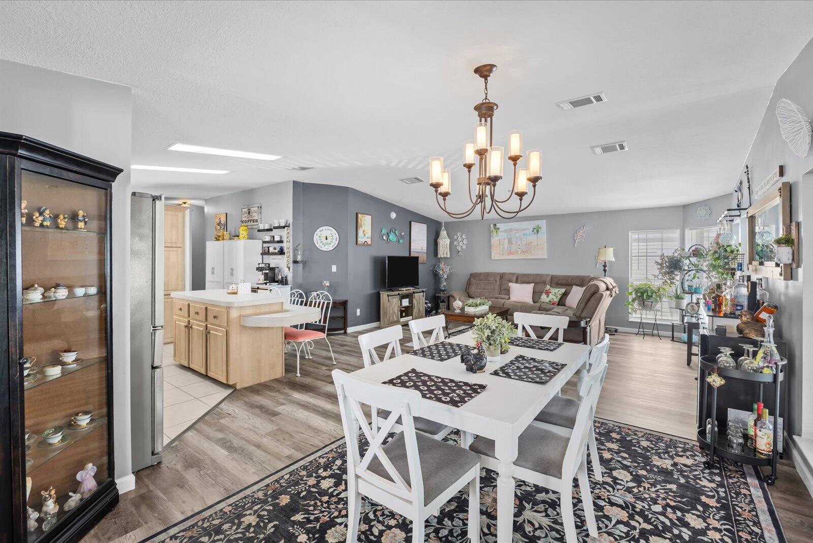 508 Thames Bluff Ridge, Unit D22 Fort Pierce, FL 34982 - Photo 15 of 34 15-thames in-17