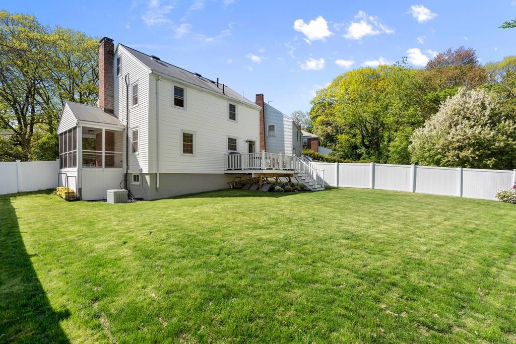 166 Payson Road Chestnut Hill, MA 02467 - Photo 17 of 18 Gallery Image 17