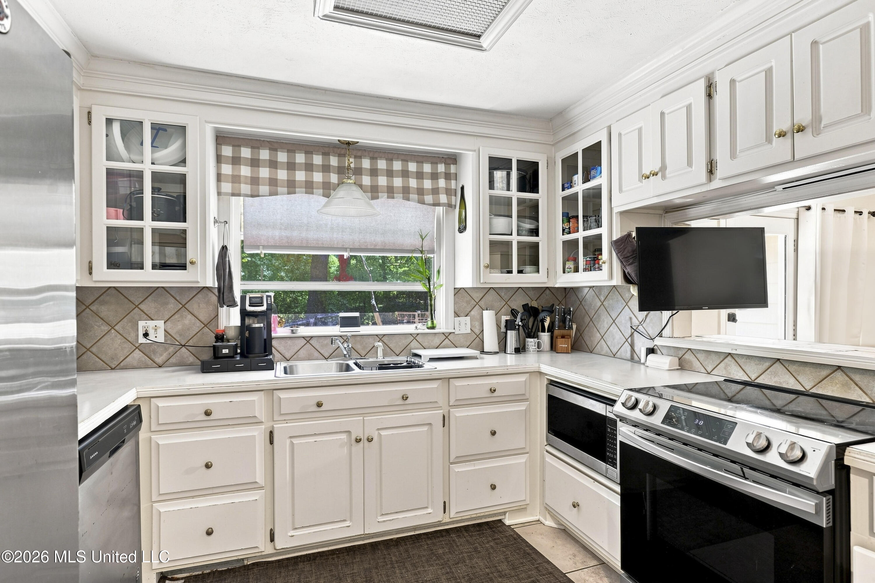4514 Eastwood-5