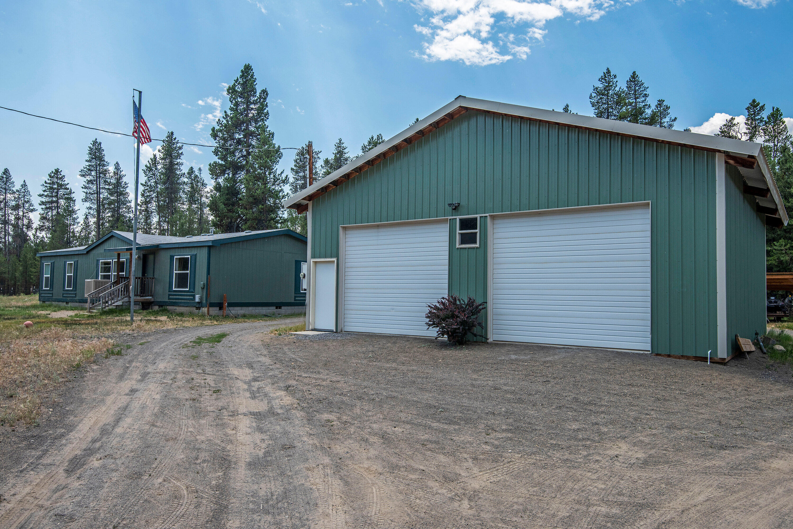 52195 Dustan Road La Pine, OR 97739 - Photo 2 of 29 52195 Dustan Rd La Pine OR-print-007-002