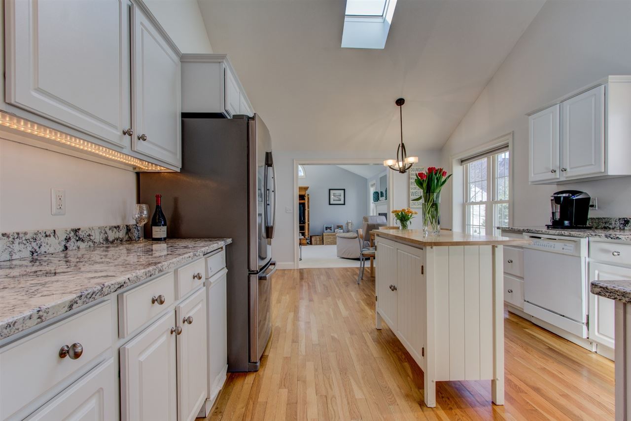 46 Hampton Meadows Hampton, NH 03842 - Photo 14 of 40