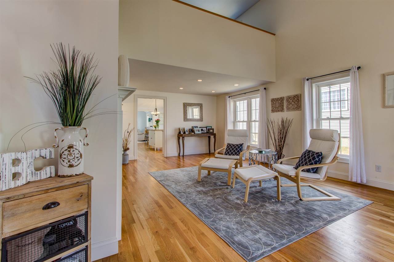 46 Hampton Meadows Hampton, NH 03842 - Photo 8 of 40