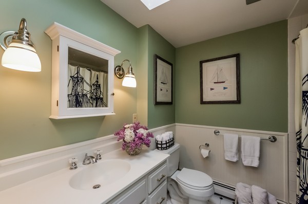 32 Flint Street Marblehead, MA 01945 - Photo 22 of 26 Gallery Image 22