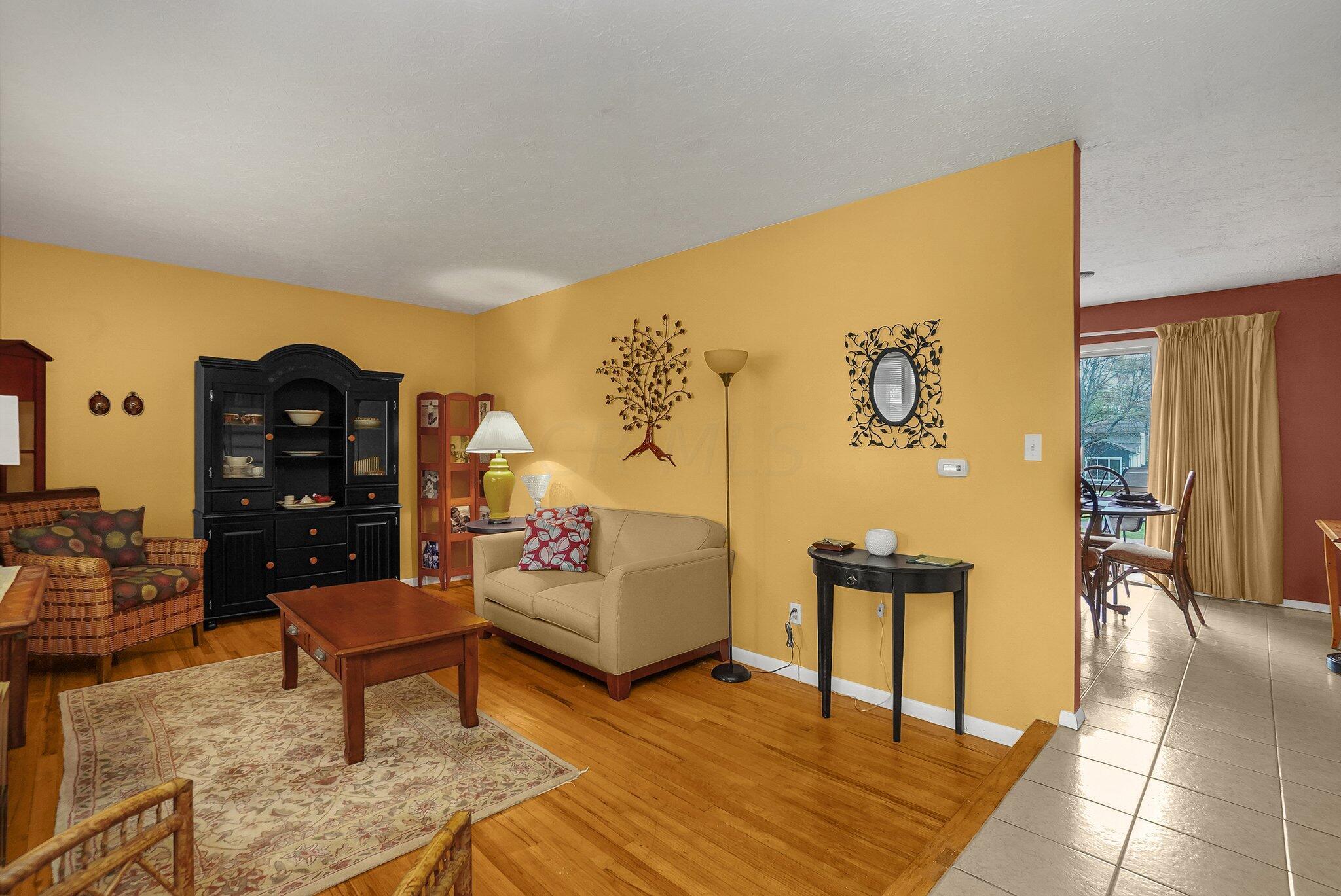 6622 Millbrae Road Columbus, OH 43235 - Photo 8 of 51 8-web-or-mls-6622-millbrae-rd