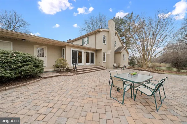 $889,900 | 12 Larchmont Court, Hockessin, DE 19707