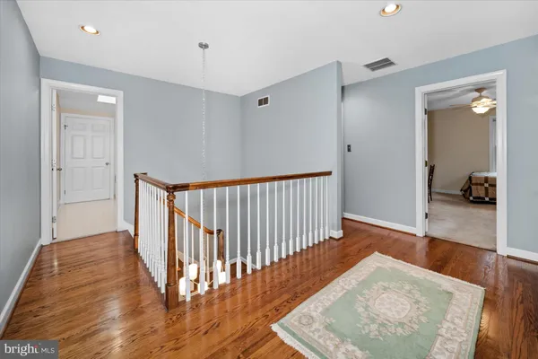 $889,900 | 12 Larchmont Court, Hockessin, DE 19707