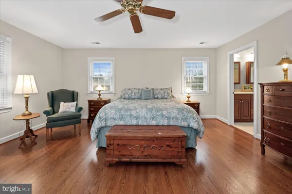 $889,900 | 12 Larchmont Court, Hockessin, DE 19707