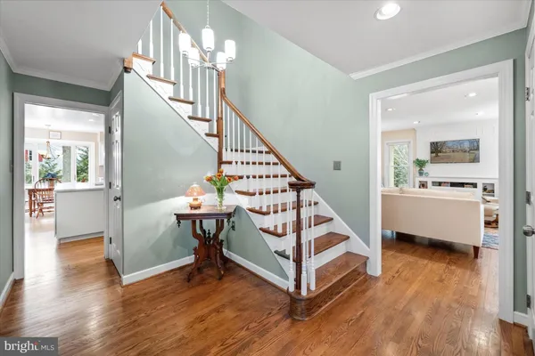 $889,900 | 12 Larchmont Court, Hockessin, DE 19707