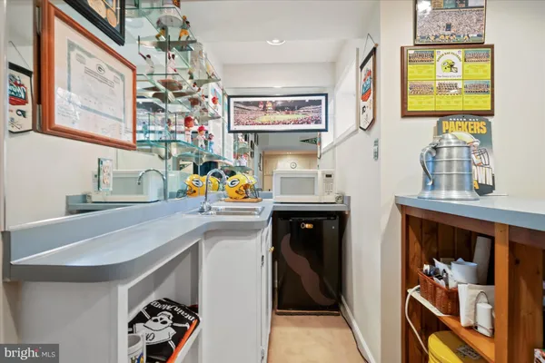 $889,900 | 12 Larchmont Court, Hockessin, DE 19707